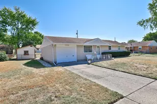 210 Zimmerman St, Carlisle, OH 45344 - Photo 2