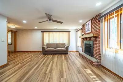 5095 Wheaton Street, Washington Twp, OH 45429 - Photo 4