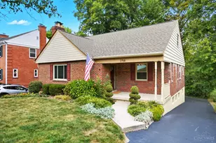 2758 Losantiridge Ave, Columbia Township, OH 45213 - Photo 1