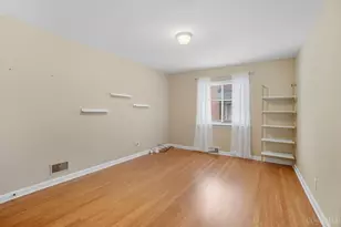 2758 Losantiridge Ave, Columbia Township, OH 45213 - Photo 18