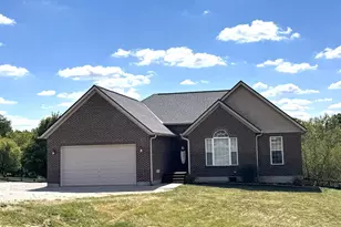 403 Felicity Higginsport Rd, Franklin Township, OH 45120 - Photo 2