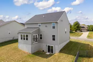 8158 Valley Crossing Dr, Colerain Township, OH 45247 - Photo 24