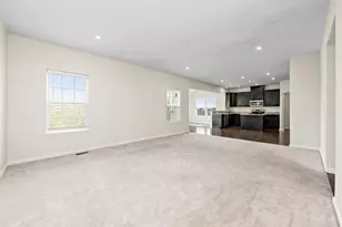 8158 Valley Crossing Dr, Colerain Township, OH 45247 - Photo 8