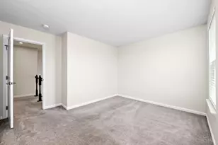 8158 Valley Crossing Dr, Colerain Township, OH 45247 - Photo 22