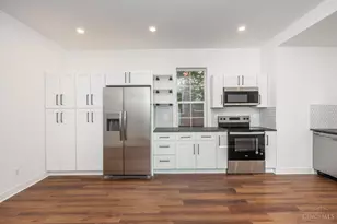 1542 Glen Parker Ave, Cincinnati, OH 45223 - Photo 10