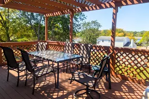 12069 Cantrell Dr, Springdale, OH 45246 - Photo 6