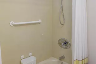 221 Miami Lakes Dr, Milford, OH 45150 - Photo 12