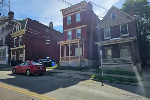 305 Warner St, Cincinnati, OH 45219 - Photo 2