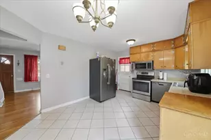 3492 Moonridge Dr, Green Township, OH 45248 - Photo 12