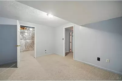 12190 Kilbride Drive, Colerain Township, OH 45251 - Photo 48
