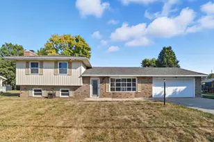 5628 Bordeaux Way, Fairfield, OH 45014 - Photo 2