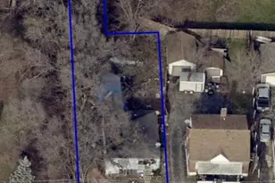 964 Shepherd Ln, Lincoln Heights, OH 45215 - Photo 2