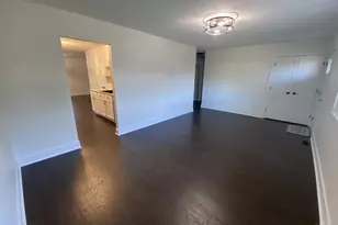 125 W Market St, Springboro, OH 45066 - Photo 2