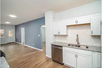 6025 Mayflower Avenue, Golf Manor, OH 45237 - Photo 8