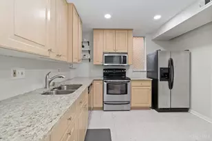 63 Stillmeadow Dr, Pierce Township, OH 45245 - Photo 16