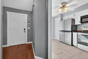 1079 Kensington Ln, Union Township, OH 45245 - Photo 4