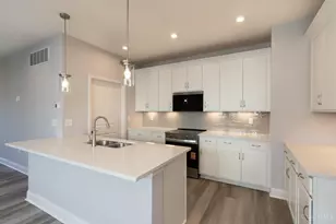 4375 Windemere Cir, Batavia Township, OH 45103 - Photo 6