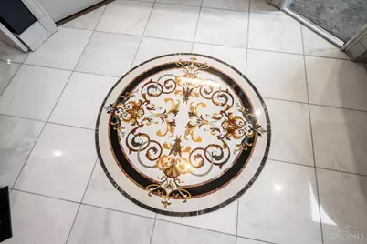 221 Kemp Alley, Cincinnati, OH 45202 - Photo 26