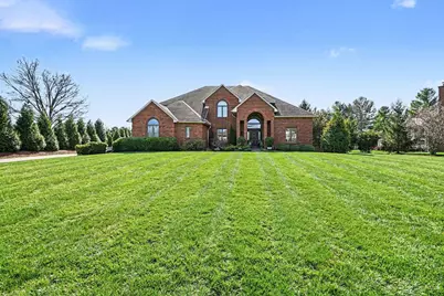 933 Country Club Drive, Pierce Township, OH 45245 - Photo 2