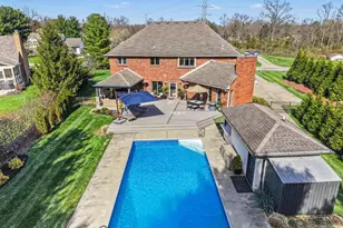 933 Country Club Dr, Pierce Township, OH 45245 - Photo 12