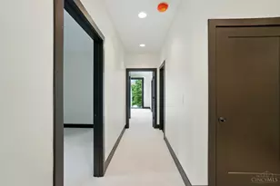 3555 Eden Ave, Cincinnati, OH 45229 - Photo 22