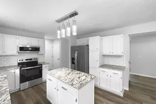 6107 Driftwood Ct, Hamilton Township, OH 45039 - Photo 10