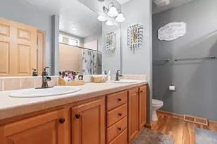 2762 Reed Rd, Wayne Township, OH 45169 - Photo 24