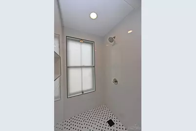 1739 Chase Avenue, Cincinnati, OH 45223 - Photo 32