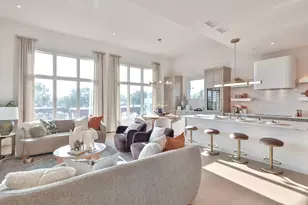 2930 Three Oaks Ln, Cincinnati, OH 45209 - Photo 6