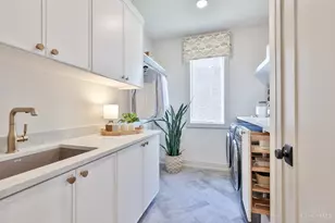 2930 Three Oaks Ln, Cincinnati, OH 45209 - Photo 24