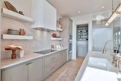 2930 Three Oaks Lane, Cincinnati, OH 45209 - Photo 8