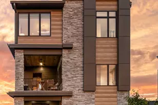 2930 Three Oaks Ln, Cincinnati, OH 45209 - Photo 2