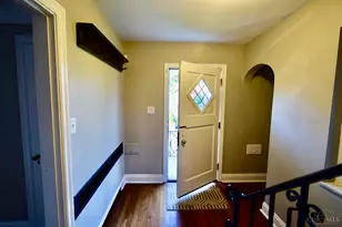 3255 Linwood Ave, Cincinnati, OH 45226 - Photo 2