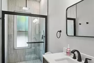 1026 Dayton St, Cincinnati, OH 45214 - Photo 38