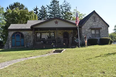172 N Fairfield Street, Leesburg, OH 45177 - Photo 2