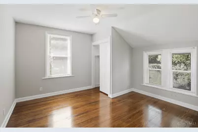 2711 Baker Avenue, Cincinnati, OH 45211 - Photo 16