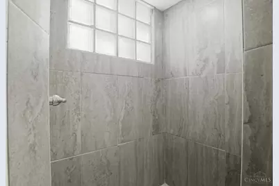 2711 Baker Avenue, Cincinnati, OH 45211 - Photo 24