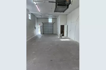 8201 Vine Street, Springfield Township, OH 45216 - Photo 14