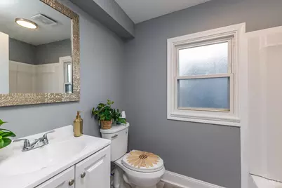 2121 Roosevelt Boulevard, Middletown, OH 45044 - Photo 10