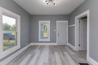 2121 Roosevelt Boulevard, Middletown, OH 45044 - Photo 4