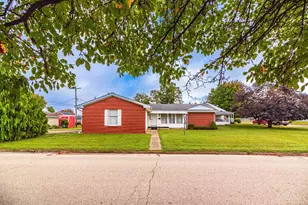 109 S Mullins St, Waverly, OH 45690 - Photo 2