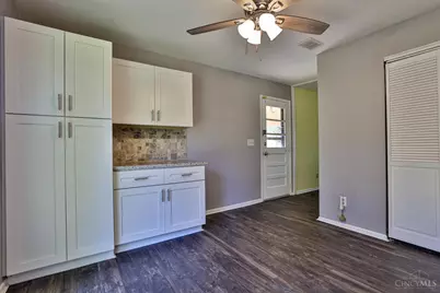 918 Glasgow Drive, Forest Park, OH 45240 - Photo 12