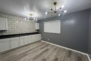 5598 Glenway Ave, Cincinnati, OH 45238 - Photo 8