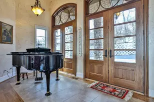 5112 Shattuc Ave, Cincinnati, OH 45208 - Photo 6