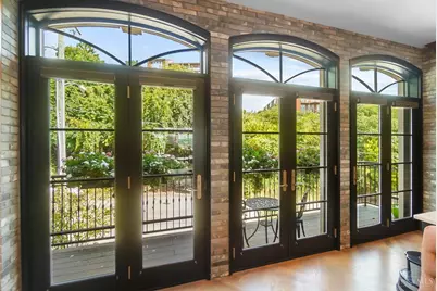 341 Oregon Street, Cincinnati, OH 45202 - Photo 32