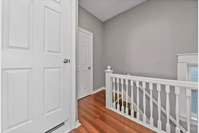 1958 Fairfax Drive, Cincinnati, OH 45207 - Photo 18
