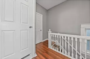 1958 Fairfax Dr, Cincinnati, OH 45207 - Photo 18