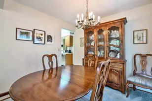 1190 Sugartree Ct, Springfield Township, OH 45231 - Photo 14