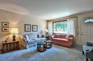 1190 Sugartree Ct, Springfield Township, OH 45231 - Photo 4