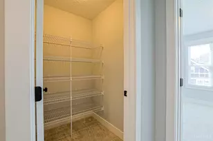 465 Cayman Cir, Tipp City, OH 45371 - Photo 50